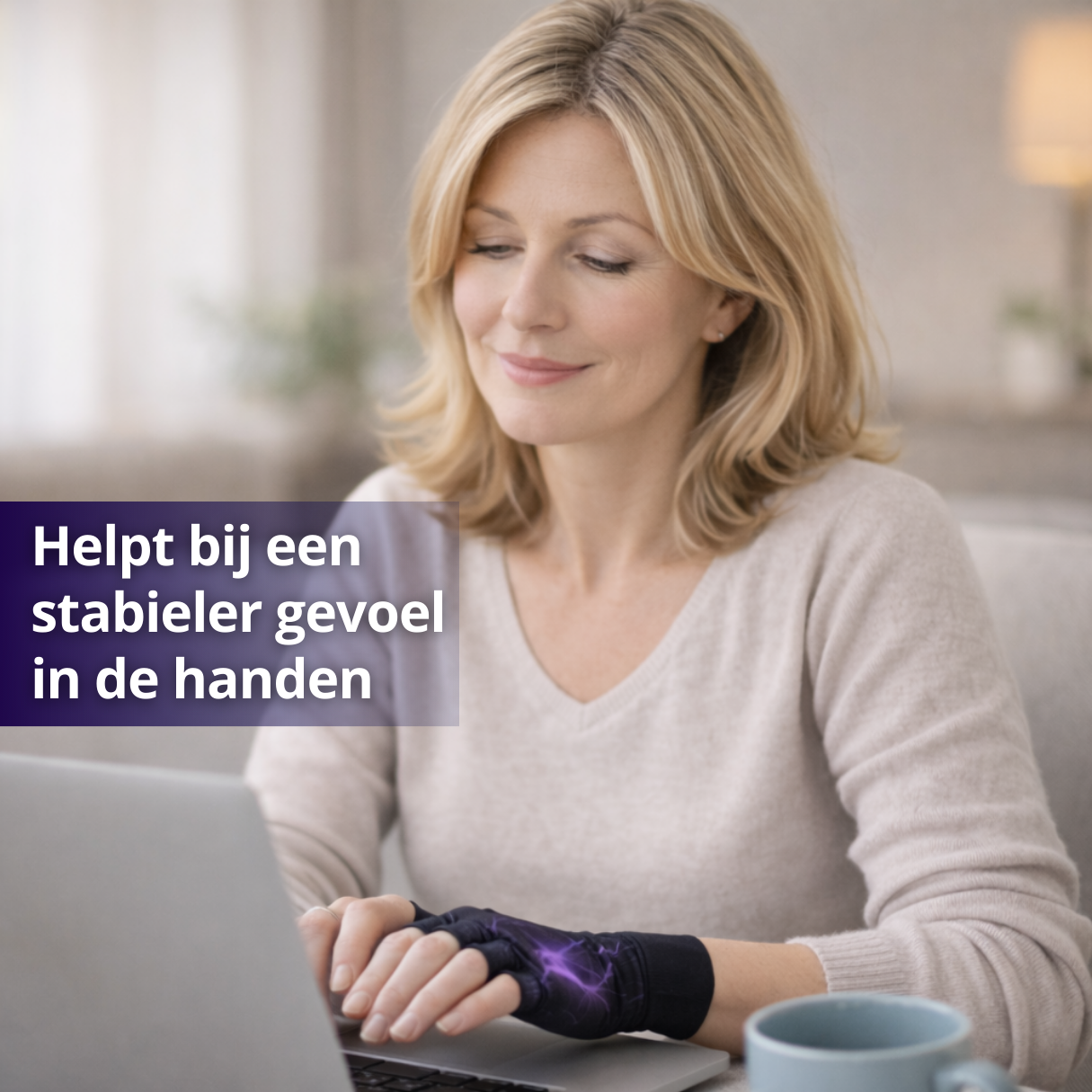 compressie handschoenen steun bij reuma in de handenm pijhnlijke handen rechte rug 6